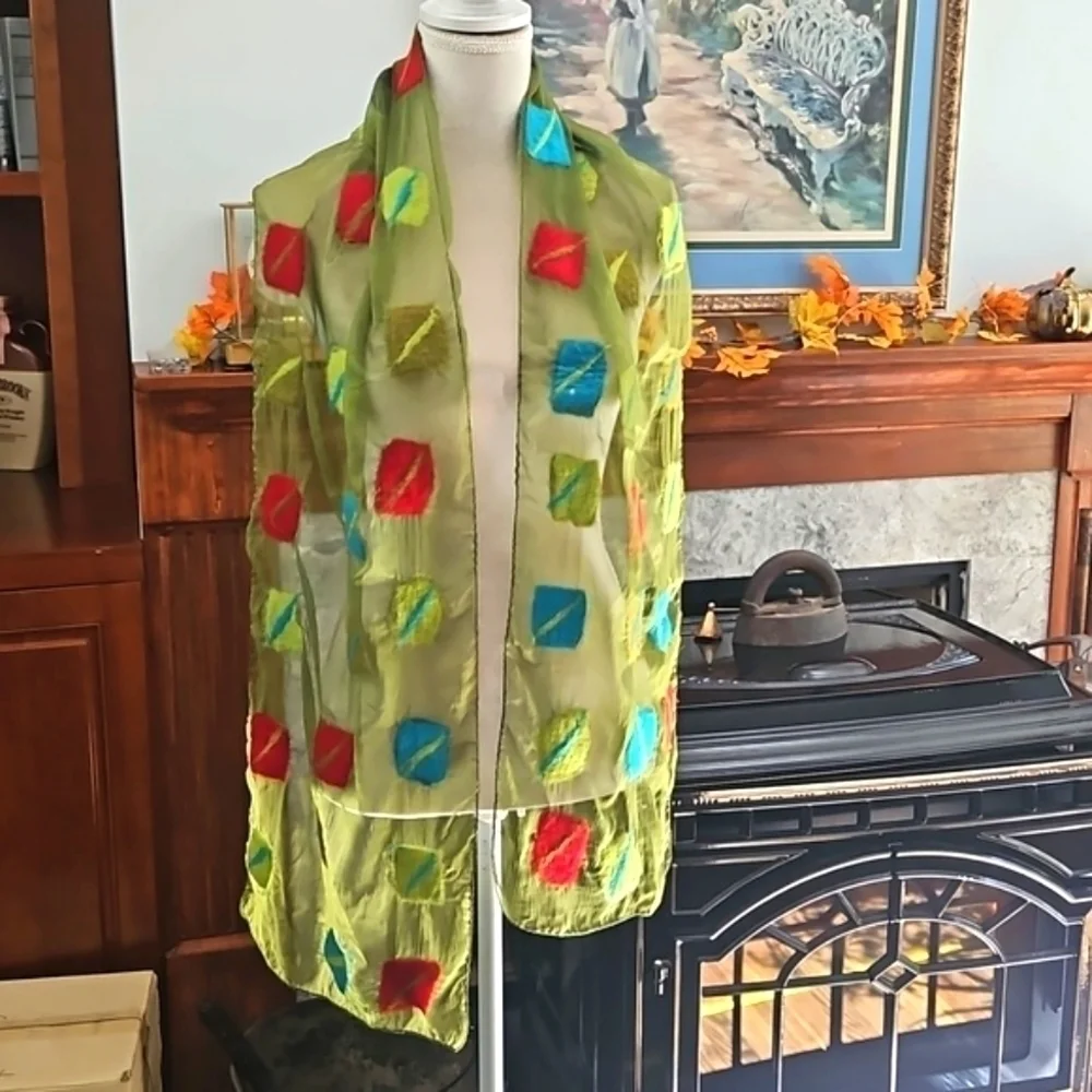 Scarf Handcrafted Wool and Silk NWT 69